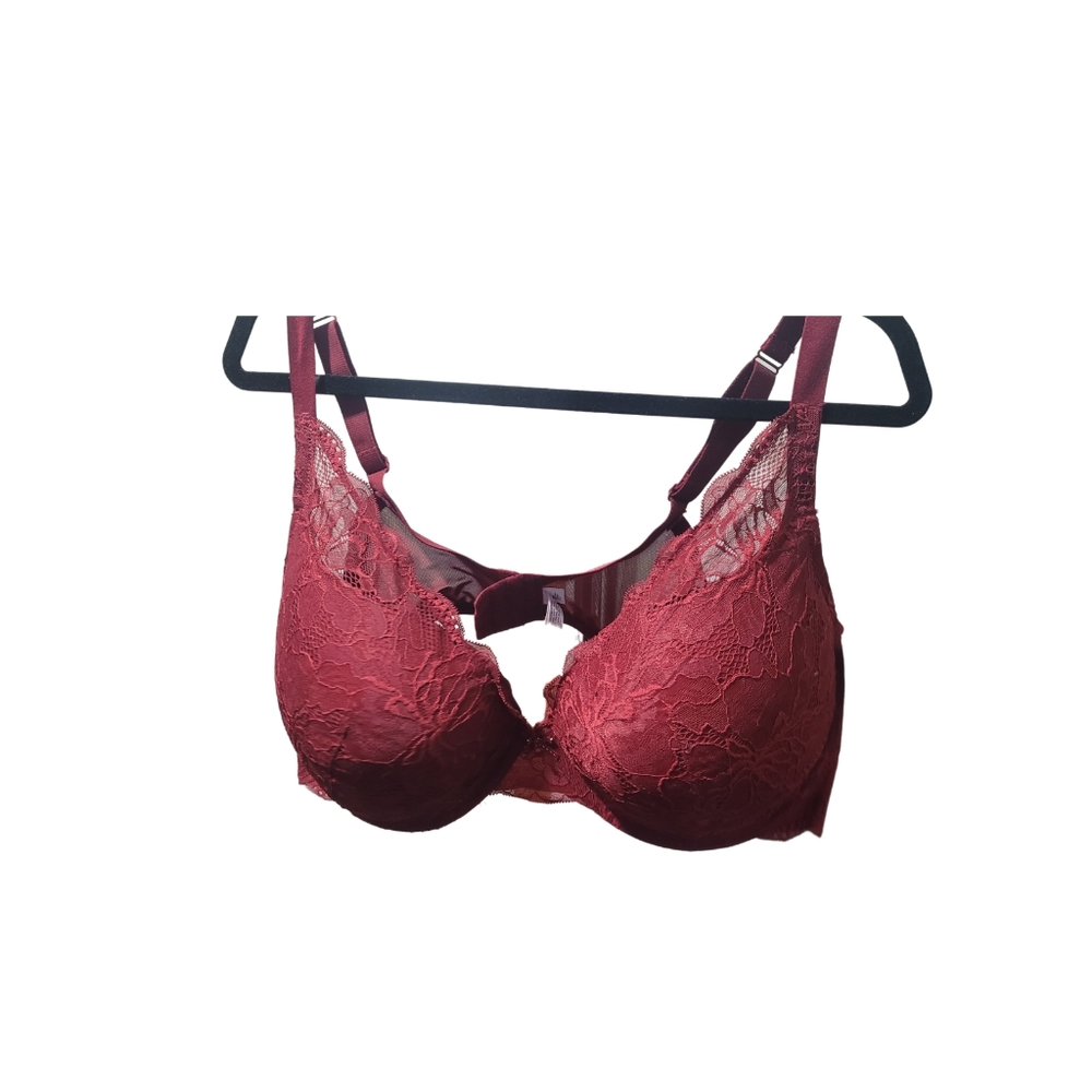Women's 46DDD bra, NWOT,